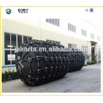 Tug boat marine rubber fender with Tyre made